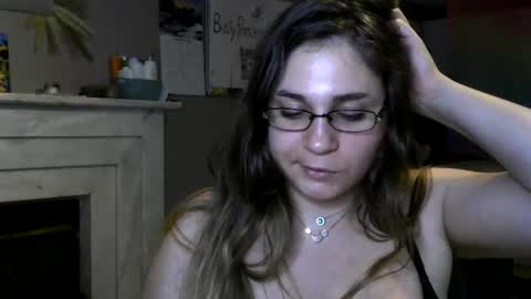 BustyPrincessLeila online show from January 18, 7:28 am