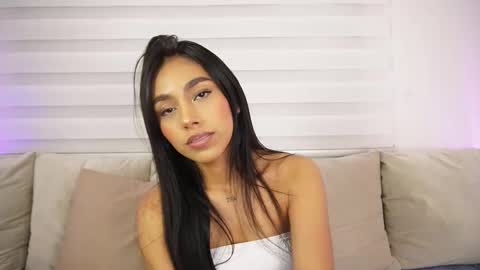 Snapshot of ariadna5 chatting on February 24, 3:55 am ARIADNA online show from February 24, 3:55 am
