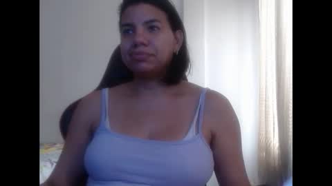 ariannaloovel online show from January 2, 3:51 pm