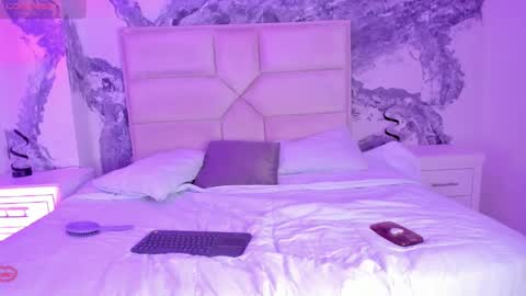 AriannaROux online show from February 3, 7:51 am