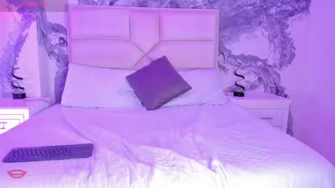 AriannaROux online show from February 9, 8:43 am