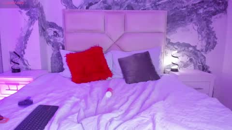 AriannaROux online show from February 1, 7:36 am
