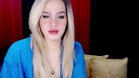ARIANNE CUMS  online show from February 2, 8:08 pm