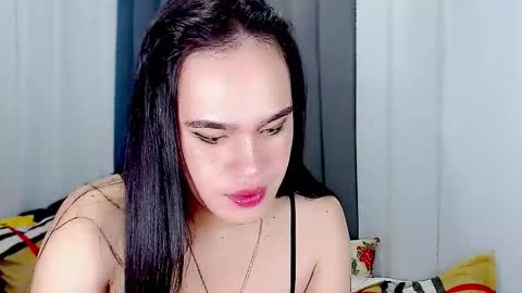 ARIANNE CUMS  online show from March 3, 10:17 am