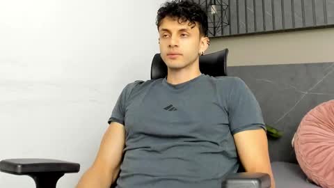 Snapshot of ariasaadeh chatting on September 20, 12:30 pm ariasaadeh online show from September 20, 12:30 pm
