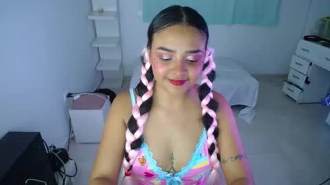 daniella online show from February 20, 2:18 am