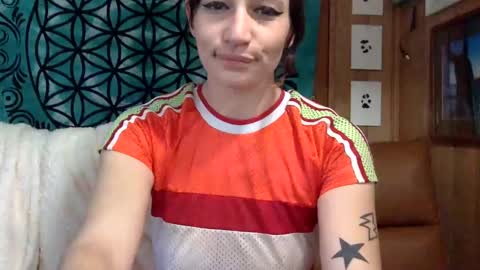 Snapshot of arielwyld chatting on February 24, 2:15 pm ariel colin when hes here online show from February 24, 2:15 pm