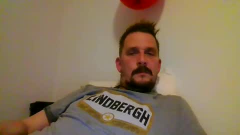 ariparikrigsmann online show from February 9, 7:52 pm