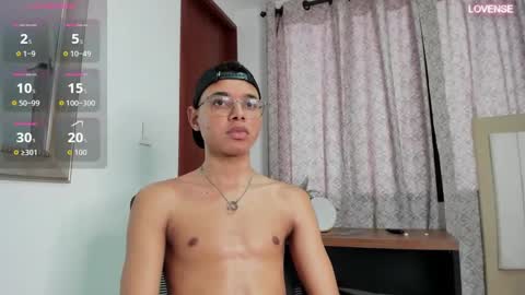 aron_pipeer online show from September 18, 5:17 pm