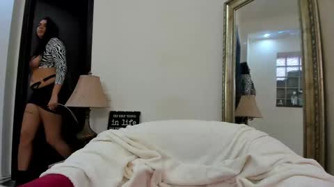 Snapshot of arya_lexa chatting on February 18, 11:55 am Arya online show from February 18, 11:55 am