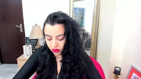 Snapshot of arya_lexa chatting on February 23, 5:01 am Arya online show from February 23, 5:01 am