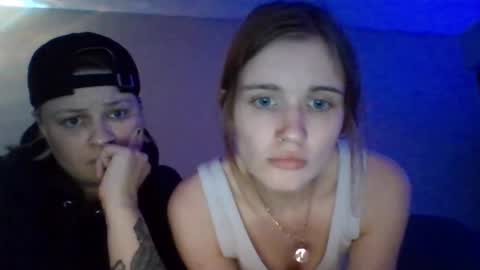 ashandviolet online show from September 21, 6:17 am