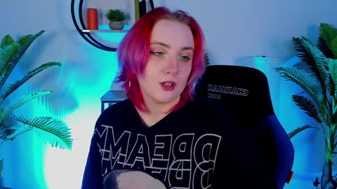 Snapshot of asheluck chatting on January 19, 7:58 pm AshleyAshe online show from January 19, 7:58 pm