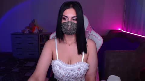   Yasmina   online show from February 13, 4:43 am