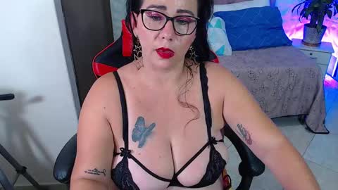  Ashley online show from February 15, 10:44 am
