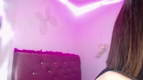 Ashlye  online show from December 7, 6:21 pm