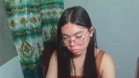 Rhean online show from February 23, 8:33 pm