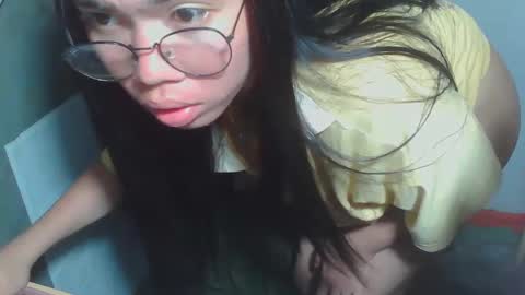 Rhean online show from March 4, 4:09 pm