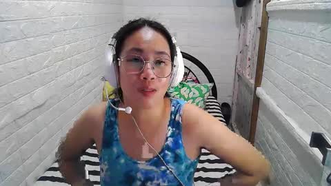 Trixie online show from February 13, 3:24 pm