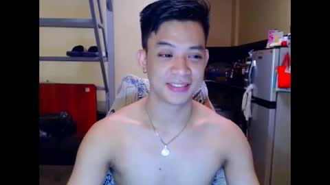 asiandreamboyx online show from September 19, 9:02 am