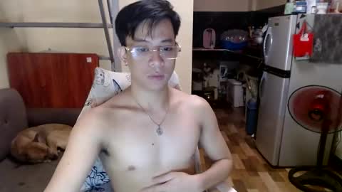 asiandreamboyx online show from February 8, 6:11 pm