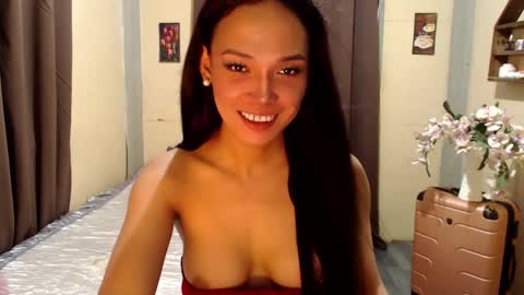 Snapshot of asianpinay1229 chatting on February 3, 8:46 am Patricia online show from February 3, 8:46 am