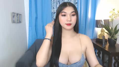 Nina online show from March 5, 12:49 am
