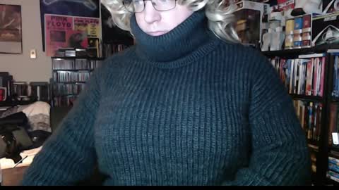 Aspen Vale online show from December 5, 1:42 am