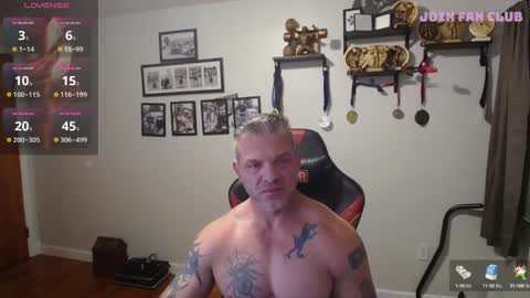 Snapshot of ass_chaser_1 chatting on September 10, 1:39 am Ass Chaser online show from September 10, 1:39 am