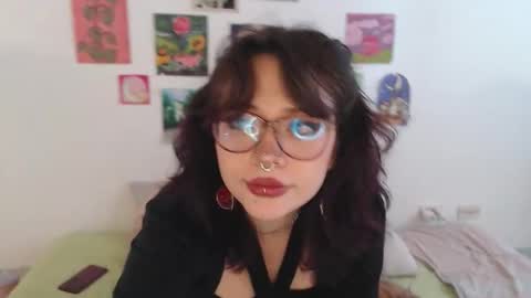 Snapshot of astryd69 chatting on September 21, 3:27 pm Astrid 69 online show from September 21, 3:27 pm