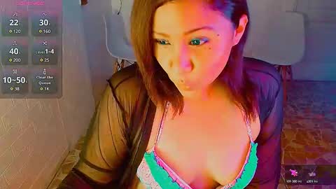 Snapshot of atenas18022 chatting on January 10, 12:27 am Xixi2024 online show from January 10, 12:27 am