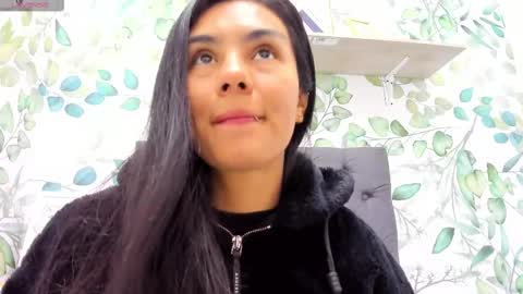 Snapshot of atilana_diaz chatting on March 7, 2:12 pm Atilana Diaz online show from March 7, 2:12 pm