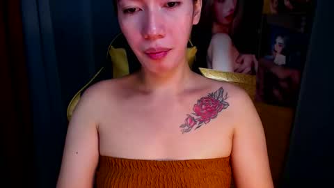 Snapshot of aurakharisma_xx chatting on September 9, 5:07 am Miss awra online show from September 9, 5:07 am