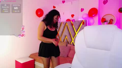 Snapshot of aurora_brown chatting on February 23, 4:28 am Aurora online show from February 23, 4:28 am