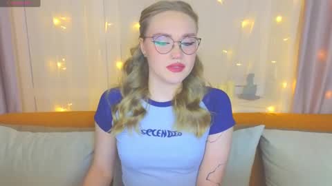 Kate online show from February 18, 3:31 pm