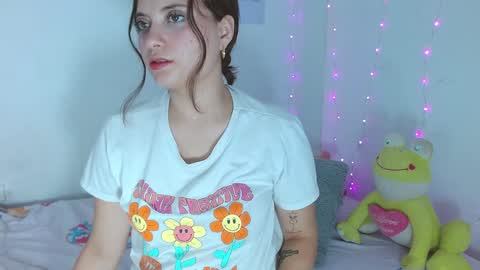 aurora_lenovic online show from January 24, 4:06 pm