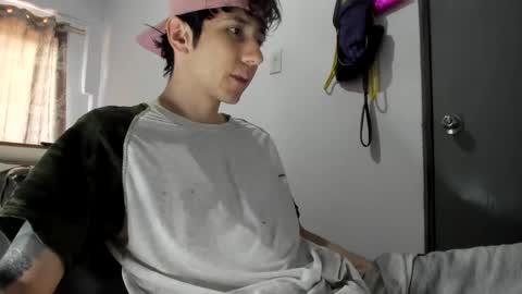 Snapshot of austin1119a chatting on September 11, 6:09 pm austin1119a online show from September 11, 6:09 pm