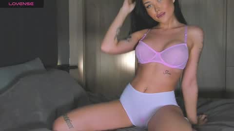 Avery online show from February 26, 11:41 pm