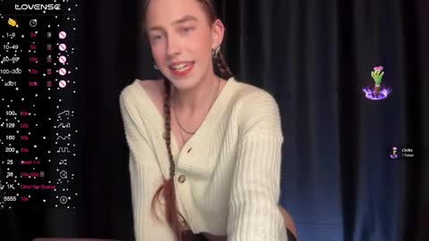 Snapshot of avril_pearly_ chatting on January 17, 7:49 pm avril_pearly_ online show from January 17, 7:49 pm