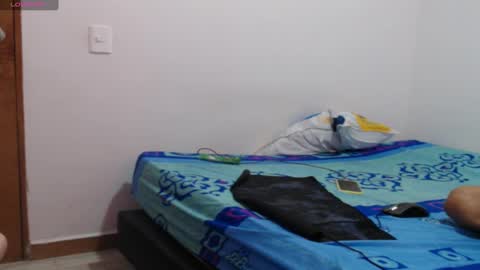 Snapshot of axel_ag chatting on March 9, 6:11 pm Axel online show from March 9, 6:11 pm