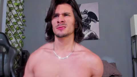 Axel online show from January 17, 10:34 pm