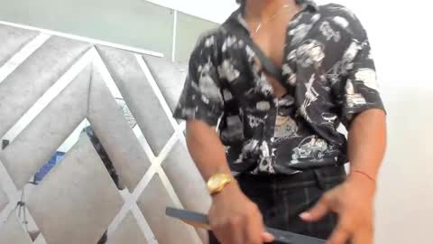 Snapshot of axel_silva3 chatting on March 8, 6:58 pm AXEL SILVA online show from March 8, 6:58 pm