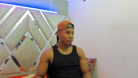 Snapshot of axel_silva3 chatting on March 6, 12:30 pm AXEL SILVA online show from March 6, 12:30 pm