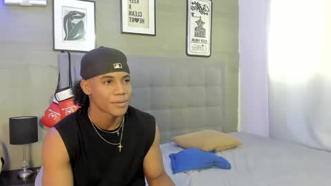 Snapshot of axel_silva3 chatting on September 18, 12:42 pm AXEL SILVA online show from September 18, 12:42 pm