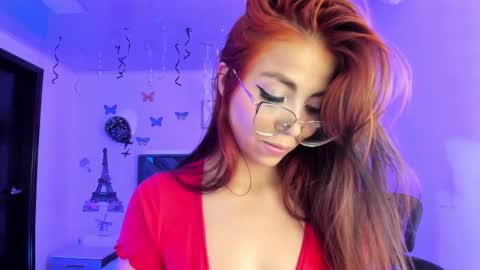 Snapshot of aylin_diazz chatting on February 11, 12:49 am Aylin online show from February 11, 12:49 am