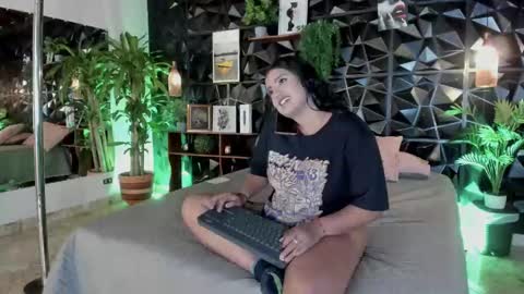 Azuraby online show from September 17, 1:31 am
