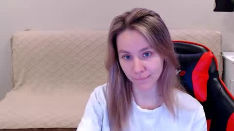 baby_kitte online show from February 9, 2:49 am