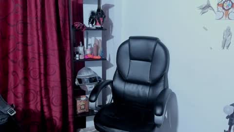 baby_punkk online show from January 26, 12:16 am