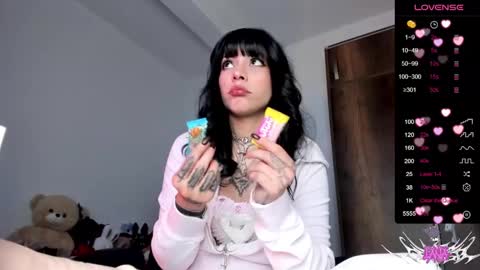 Bratty Lanita - independent online show from December 7, 11:18 pm