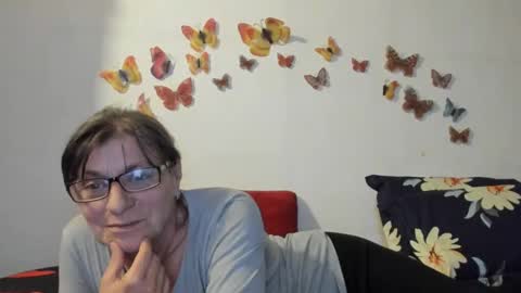 Snapshot of badgg chatting on January 29, 3:47 pm Gina online show from January 29, 3:47 pm